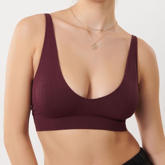 Garage Lace-Back Seamless Bralette - Picture 2 of 2